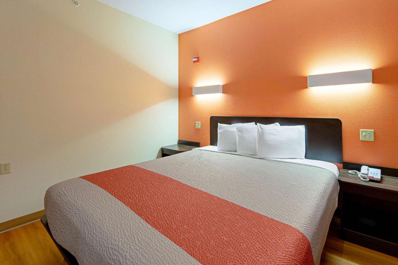Motel 6-Rhome, TX Eksteriør billede